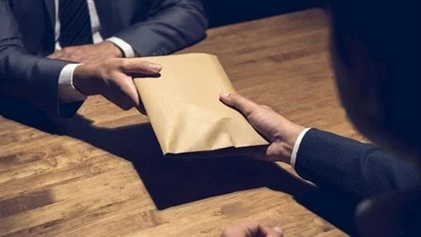 تأجيل قضية اتهام قاضيين وآخرين في واقعة الرشوة مع حظر النشر