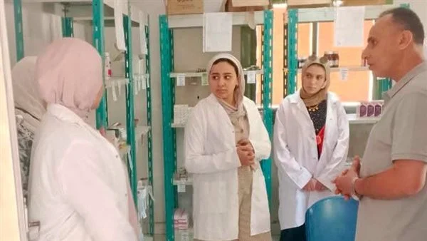 قرار حاسم بعد رصد غياب داخل وحدة الكوم الأحمر ببني سويف