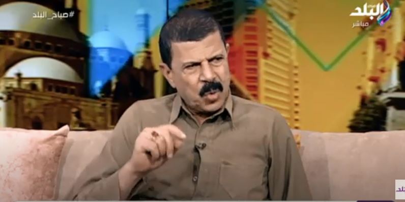 «مش هنسيب أكل عيشنا».. مواجهة ساخنة بين نقيب الزبالين ومسؤول الجيزة