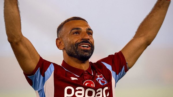مدرب طرابزون سبور يكشف موقف محمد صلاح من المشاركة أمام فرينكفاروش