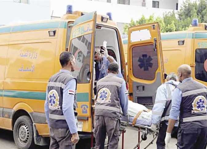 مصرع 4 أشخاص في تصادم مروع بين دراجتين ناريتين وميكروباص ببني سويف