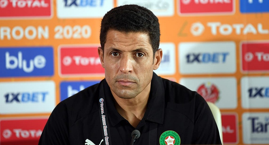 عموتة يرد على أنباء رحيله عن الأهلي والانتقال إلى الشباب السعودي