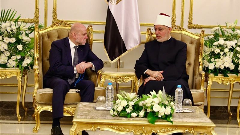 المفتي يلتقي مستشار الرئيس الفلسطيني لبحث مستجدات القضية الفلسطينية