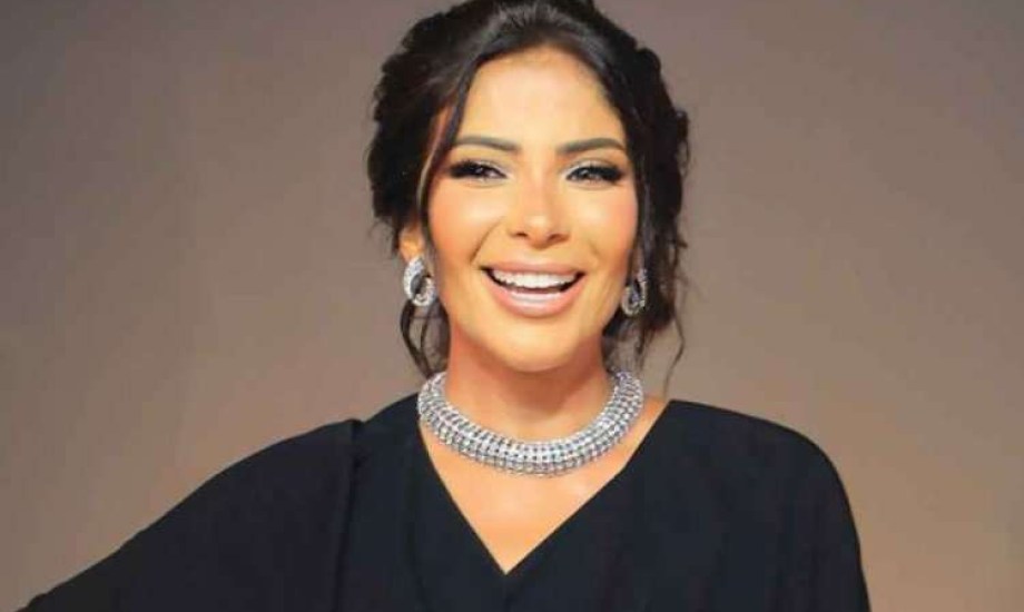 بعد الحكم بإلزامها بـ3.63 مليون جنيه.. منى زكي ترد على أزمة الحجز على أموالها وتكشف تفاصيل النزاع