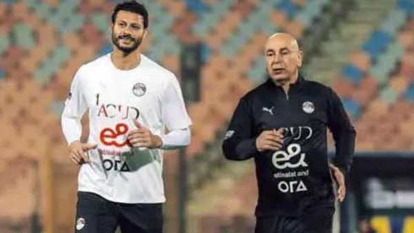 «الحارس اللي شال منتخب بلده سنين».. إبراهيم فايق يعلق على أزمة الشناوي وحسام حسن