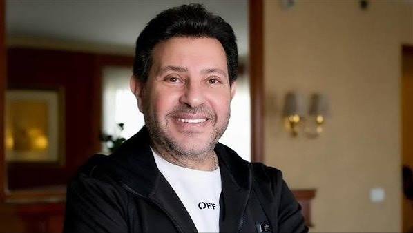 بسبب تكريم هاني شاكر.. نقيب الفنانين التونسيين يهاجم مصطفى كامل