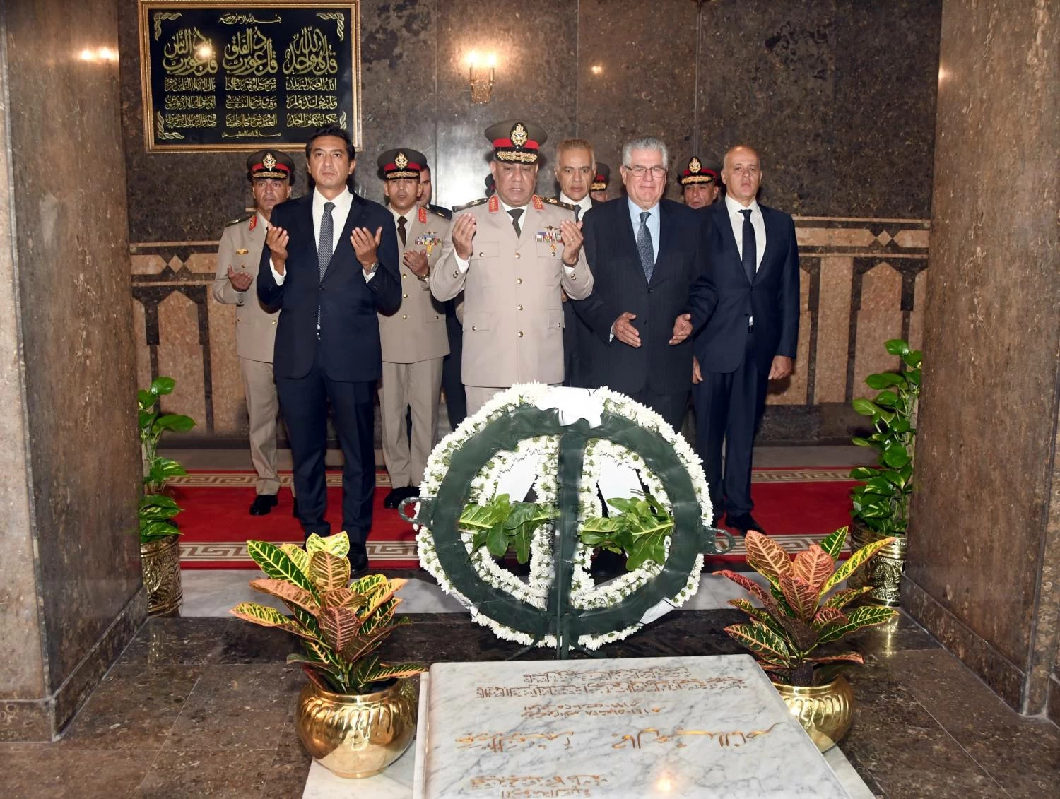بتكليف من السيسي.. وزير الدفاع يحيي ذكرى جمال عبد الناصر