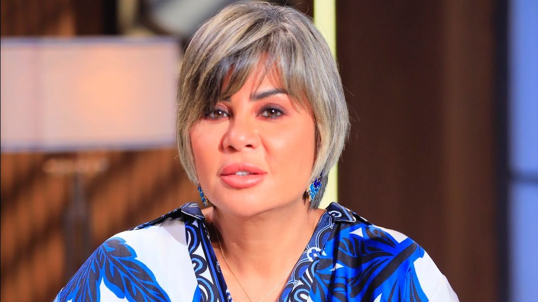 «أصحى من النوم ملقيش حاجة أعملها».. مفيدة شيحة تتحدث عن إجازة التعاسة