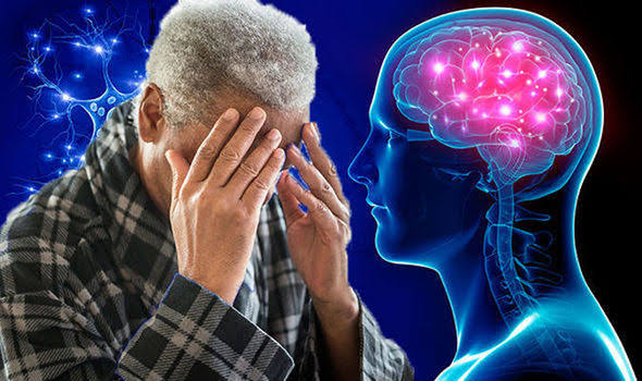 النسيان مش دايمًا عادي.. الصحة تكشف علامات تستحق الانتباه