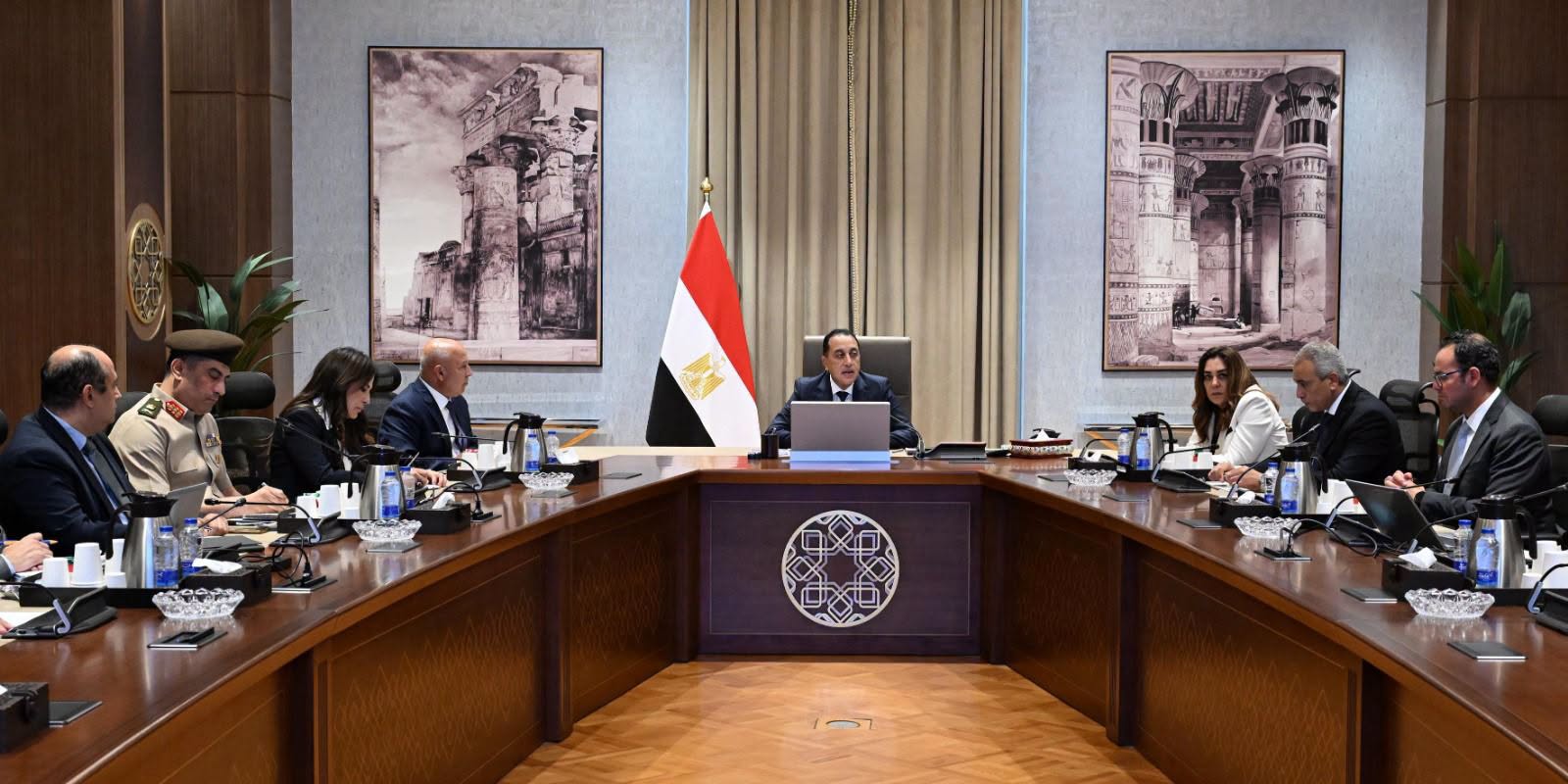 مدبولي يجهز مفاجآت مؤتمر أكتوبر.. ملفات ساخنة وإجابات تنتظر المواطنين