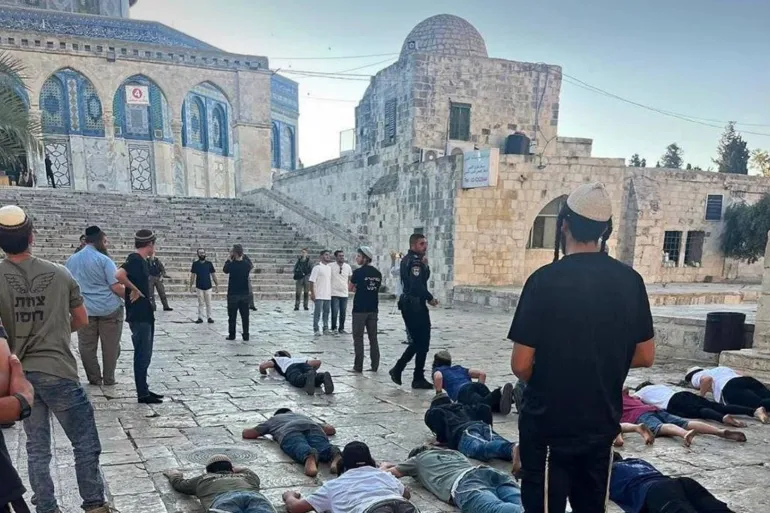 اقتحام الأقصى واعتقالات بالضفة.. الاحتلال يصعّد بالتزامن مع الأعياد اليهودية