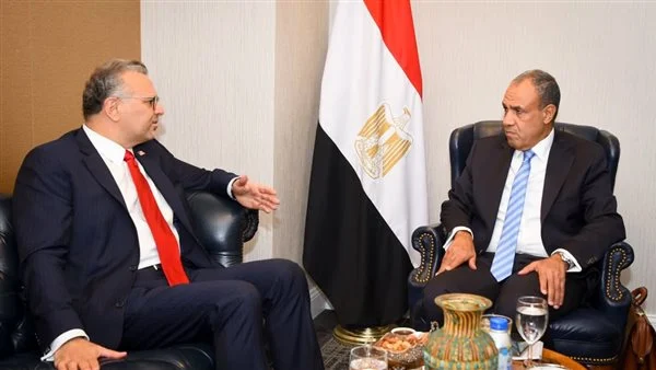 وزير الخارجية يبحث مع مستشار ترامب تطورات السودان وليبيا والأزمة الإيرانية