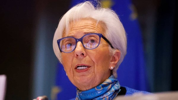الفائدة إلى 2.5%.. لماذا يفتح المركزي الأوروبي الباب أمام زيادات جديدة؟