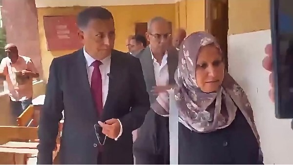مديرة مدرسة ببنها: دعم المواطنين أسعدني وتركيزي الآن على تجهيز المدرسة