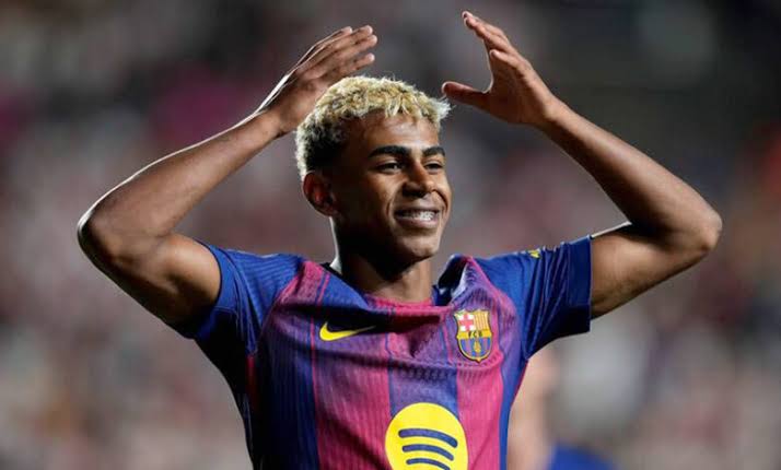 لامين يامال: أشاهد مباريات ريال مدريد وأتمنى لهم الخسارة!