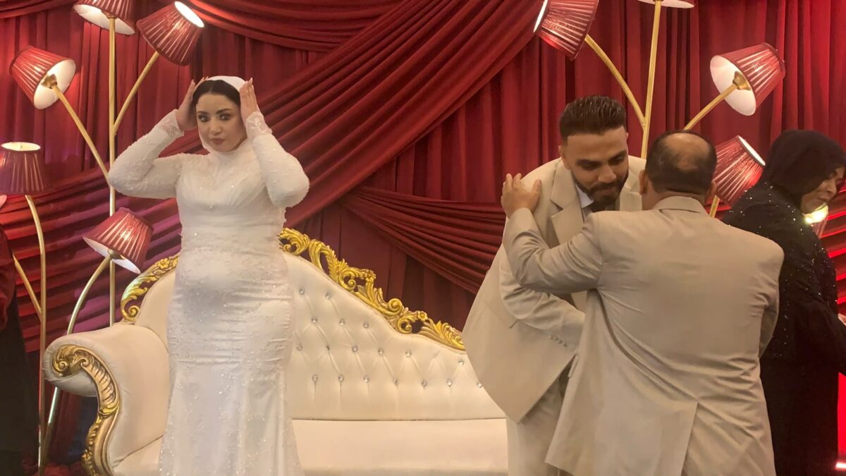 سعد الصغير يشارك طارق الشيخ فرحته بزفاف نجله