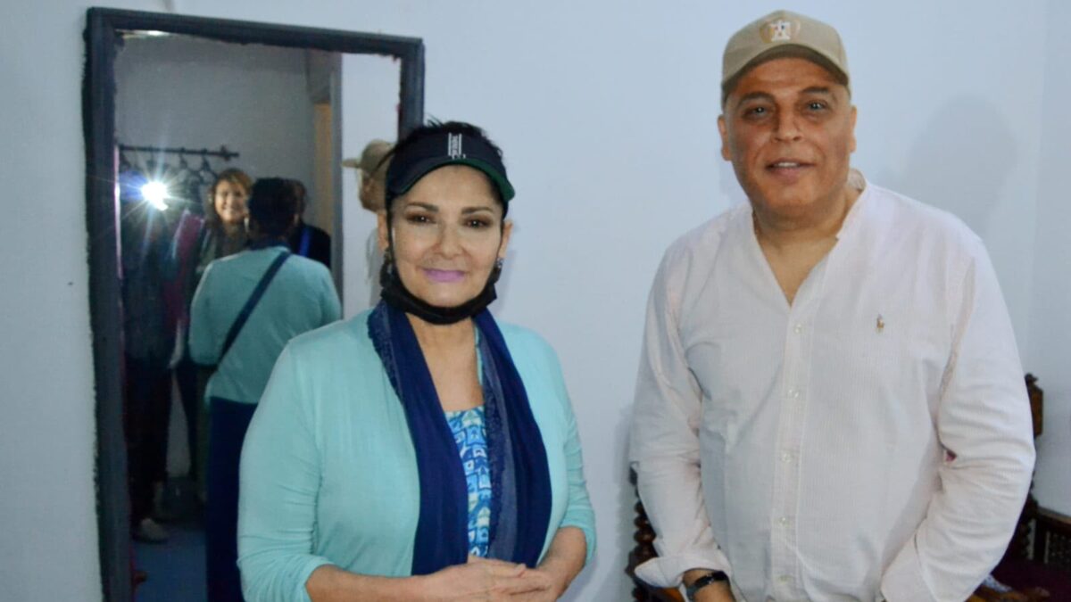 «أنا نفسي مش مصدقة».. آثار الحكيم تتحدث عن اعتزالها الفن بعد 15 عامًا